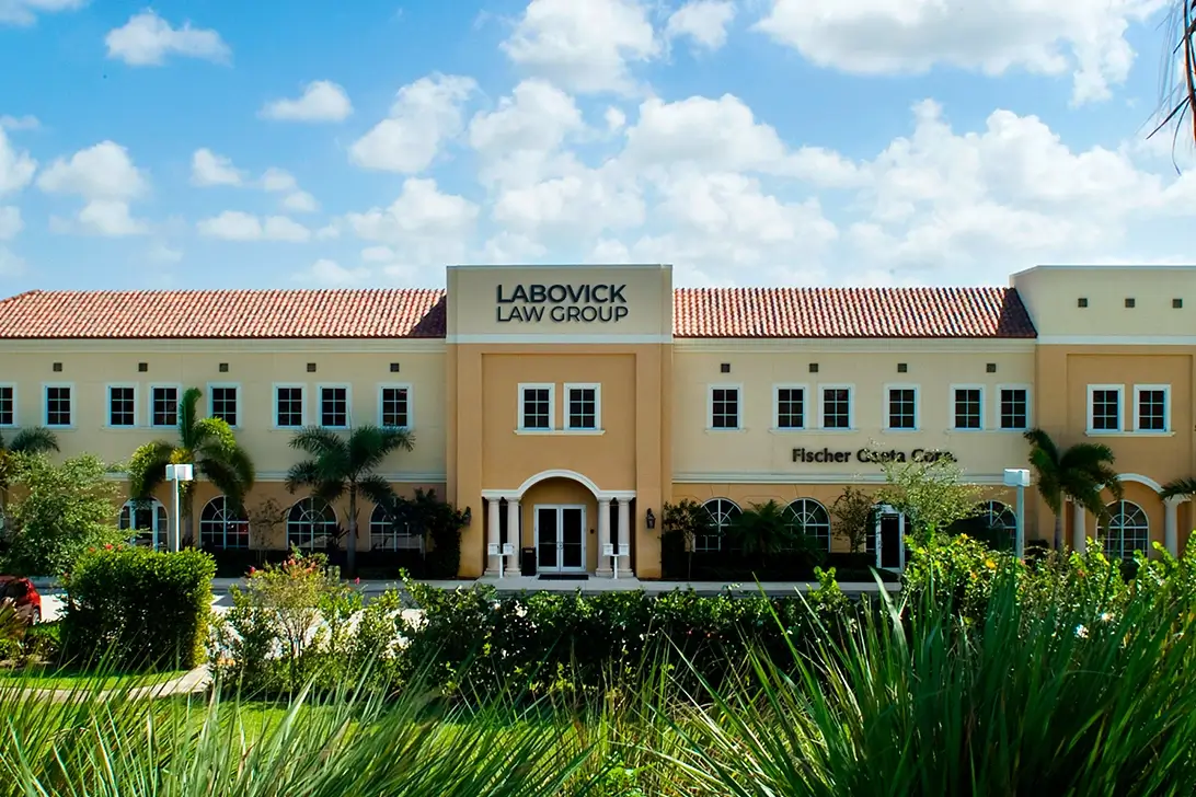 why-labovick-slider02