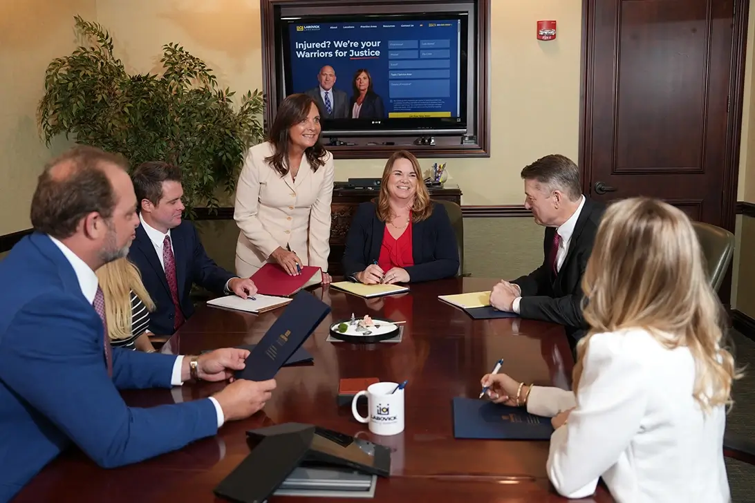 why-labovick-slider07