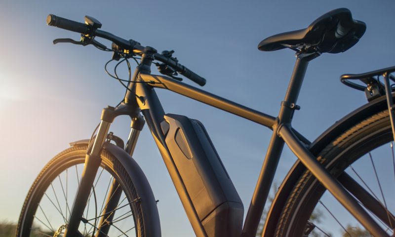 E-bike battery in the heat of the sun